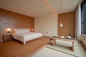 Emeishan XiaoshanQing Luxury Resort