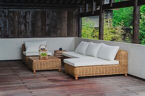 Emeishan XiaoshanQing Luxury Resort