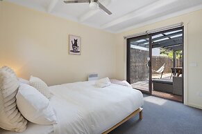 Relaxing Retreat Near Rye Beach
