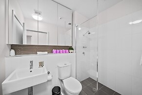 Bright 1-bed Apartment in Greenway