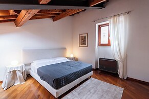 Attico nel cuore di via Mazzini