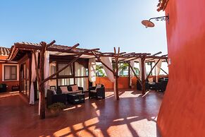Hotel with swimming pool in Bari Sardo