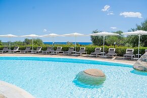 Hotel with swimming pool in Bari Sardo