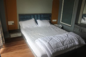 Shiva Family Lodge