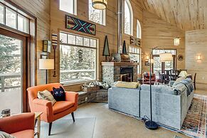 4-season Recreation: Secluded Pike River Cabin