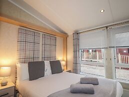 Iona Lodge
