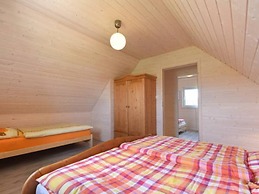 Two-story Holiday Cottages in Gaski