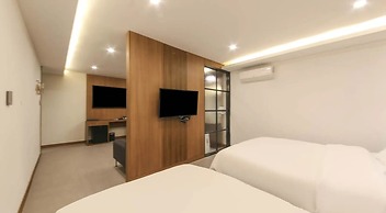 Jeonju Dana Hotel