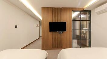 Jeonju Dana Hotel