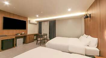 Jeonju Dana Hotel