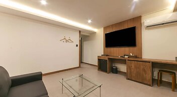 Jeonju Dana Hotel