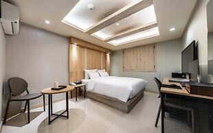 Suwon Haenggung-dong Sunstar