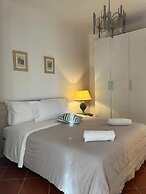 Levante Camere