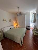Levante Camere