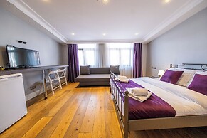 Frame Luxury Apartments