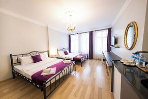 Frame Luxury Apartments
