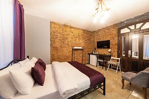 Frame Luxury Apartments