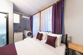 Frame Luxury Apartments