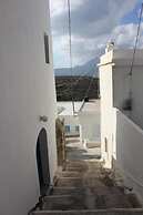 Efis Apartments
