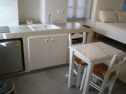 Efis Apartments