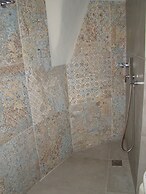 Efis Apartments