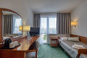 Hotel Unitral SPA