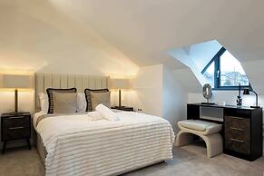 Luxury Church Conversion in Hale - Sleeps 4