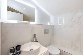 Luxury Church Conversion in Hale - Sleeps 4