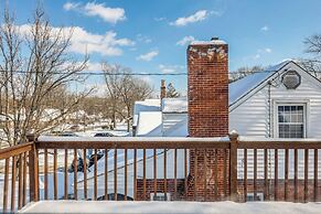 Cincy Area Bungalow w/ Deck & Yard, Pets Welcome!