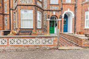 Apartment 1 Beverley House
