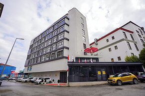 elea premium stay