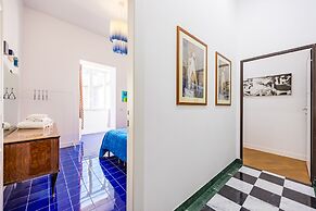 Joy Stay Old Town by NapoliApartments