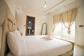 Redmoon Villa & Riad