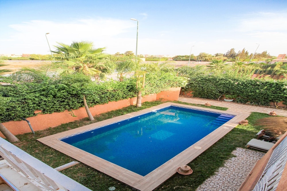 Redmoon Villa & Riad