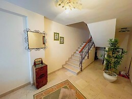 Nicla Apartment