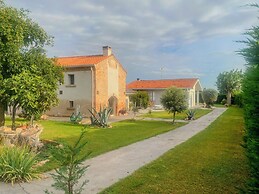 Villa Nides