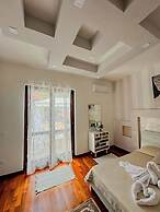 B&B By Family L&G