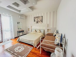 B&B By Family L&G