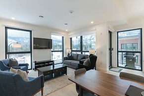 The Luxury Basecamp