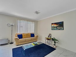 Spacious 3-bed Home in Peaceful Byford
