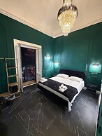 Four Rooms Luxury Suite