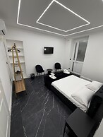 Four Rooms Luxury Suite