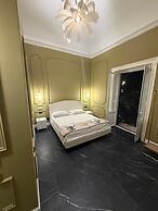 Four Rooms Luxury Suite