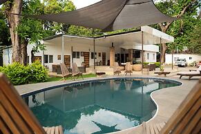 amalfi surf lodge