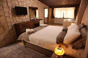 Wisstone Hotel