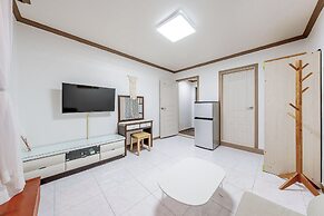 Goseong 1 Night 2 Days Pension