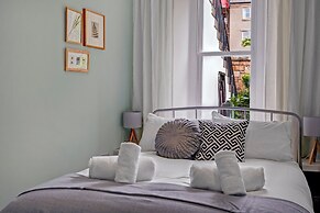Stylish 2-bed Villa · Garden · Central Edinburgh