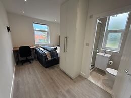 Deluxe Single Room