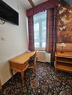 Folwark Historic Hotel