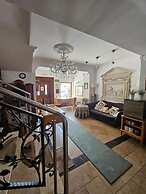 Folwark Historic Hotel